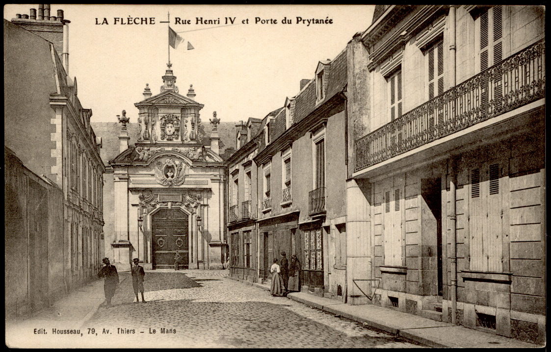 La Flèche - 1900-1945 - edit Housseau Rue Henri IV et Porte du Prytanée