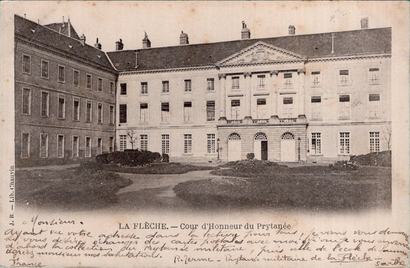 La Flèche - 1900-1945 - edit J Bouverert Cour d'Honneur du Prytanée