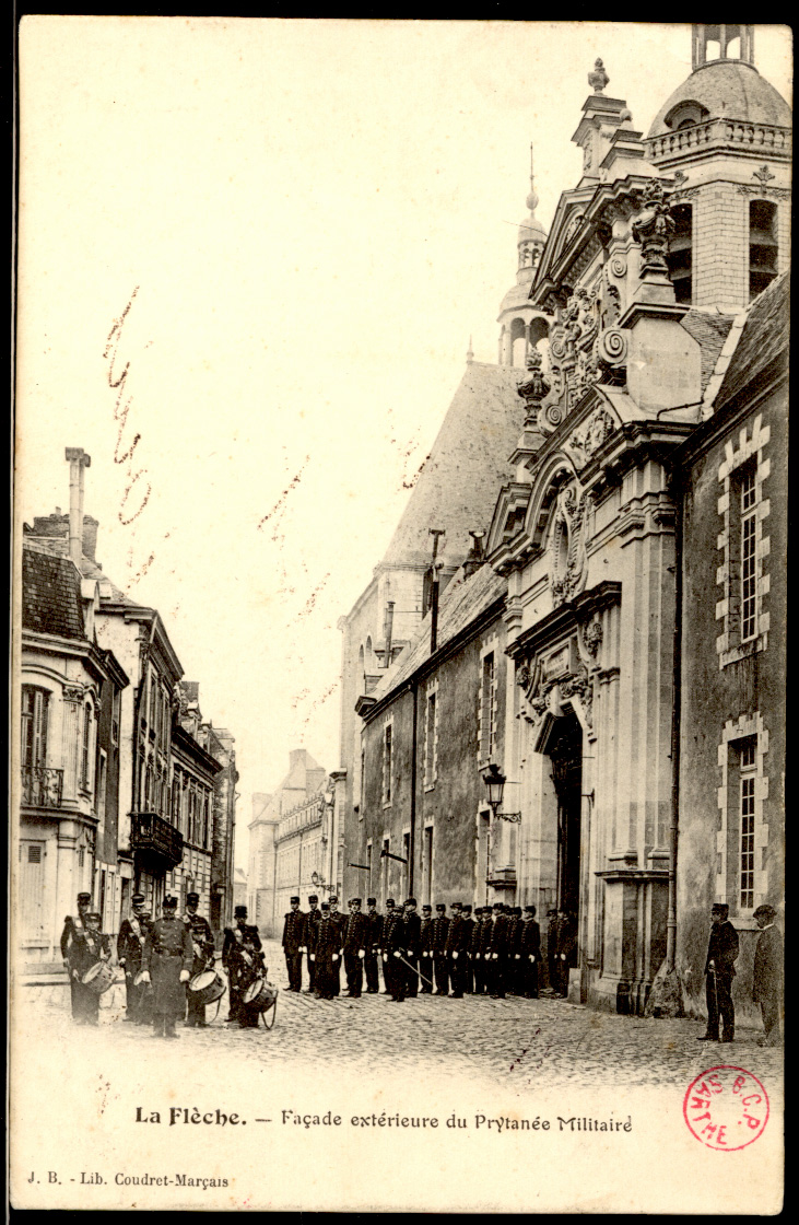 La Flèche - 1900-1945 - edit J Bouverert Facade extérieure du Prytanée Militaire