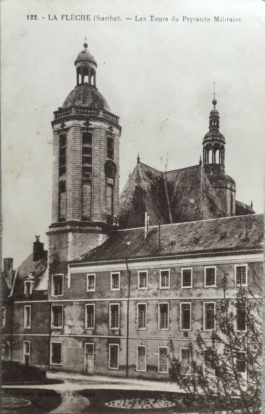 La Flèche - 1900-1945 - edit Librairie Moderne n°122 Les Tours du Prytanée Militaire