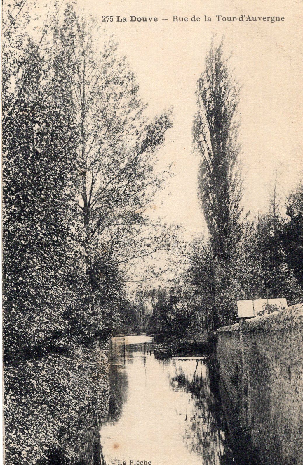 La Flèche - 1900-1945 - n°275 La Douve - Rue de la Tour-d'Auvergne
