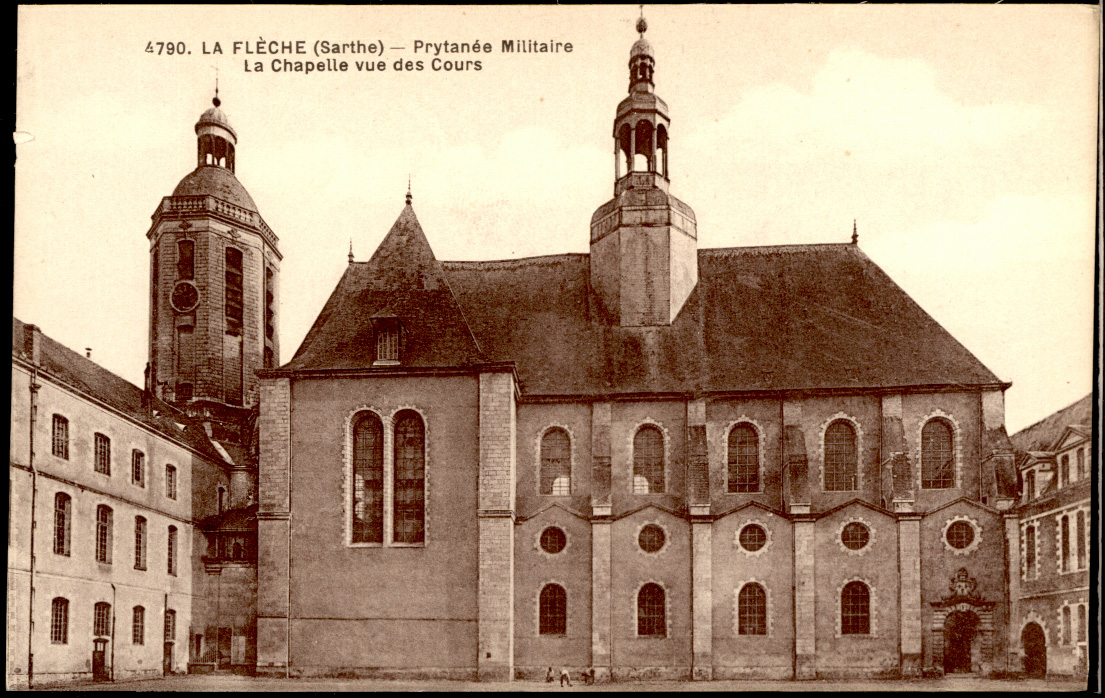 La Flèche - 1900-1945 - n°4790 Prytanée Militaire La Chapelle vue des Cours